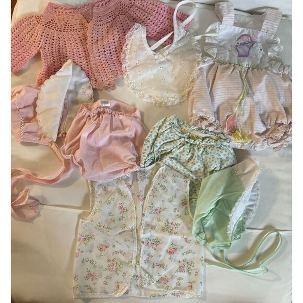 Vintage Antique 1960-70 Baby BONNETS PLASTIC BLOOMERS ROMPER SWEATER‎ BIB